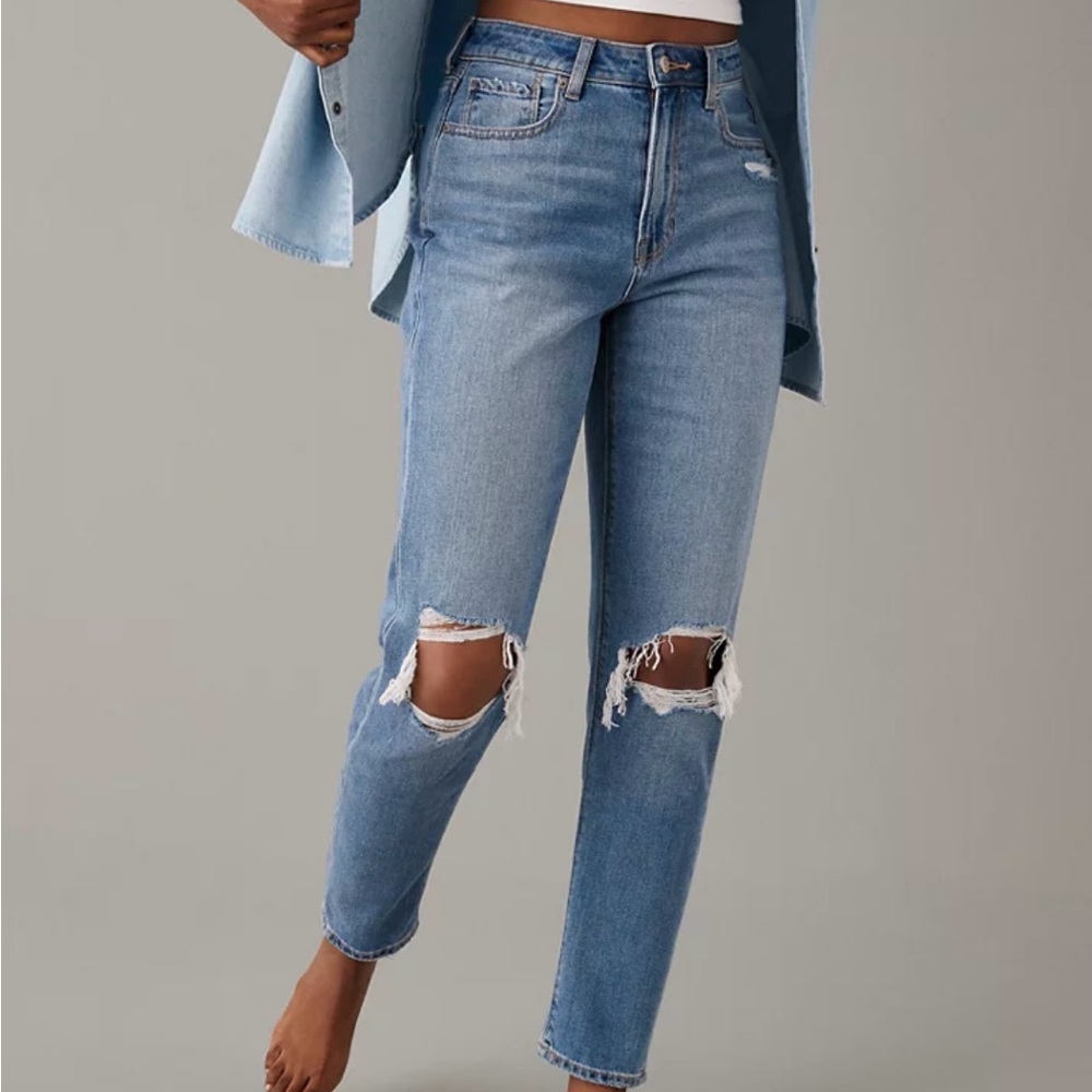 American Eagle Mom Jean - Size 2